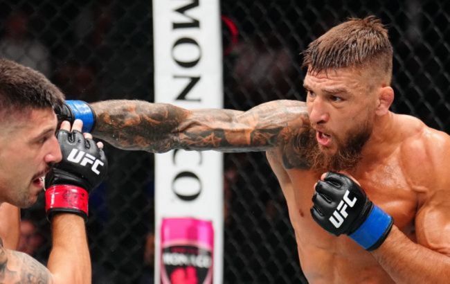 Ukrainian fighter Amosov stuns UFC, submits Spanish opponent and grabs massive bonus (video)