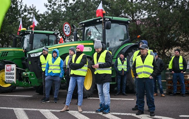 Polish farmers announce Ukraine border blockade