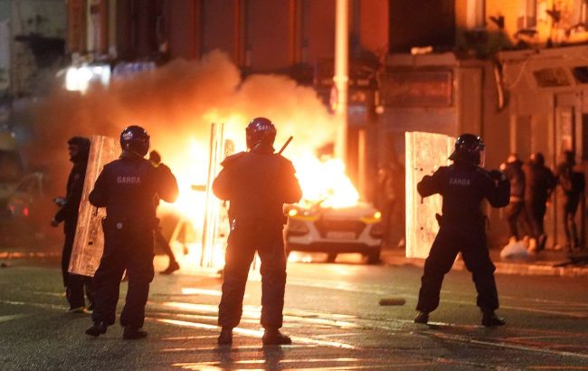 Unrest in Ireland's capital after attack on children