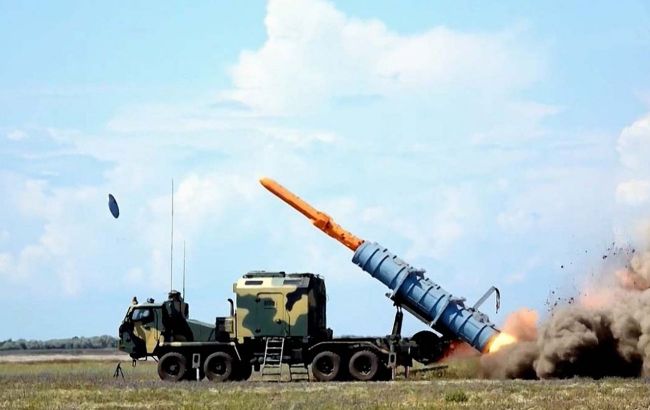 Zelenskyy shows first Long Neptune missile launch on Russian territory