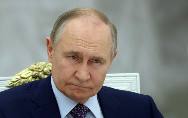 Putin says he's ready for talks - but only on last year's terms
