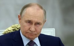 Putin approves multi-year budget crippled by war-driven deficit