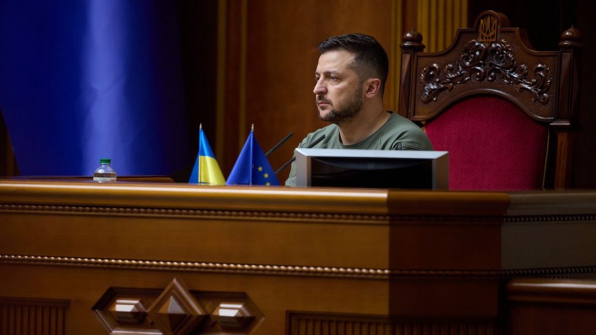 Zelenskyy proposes parliament to terminate consular agreement with Russia