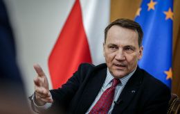 NATO didn’t make any decisions on shooting down Russian targets over Ukraine - Sikorski