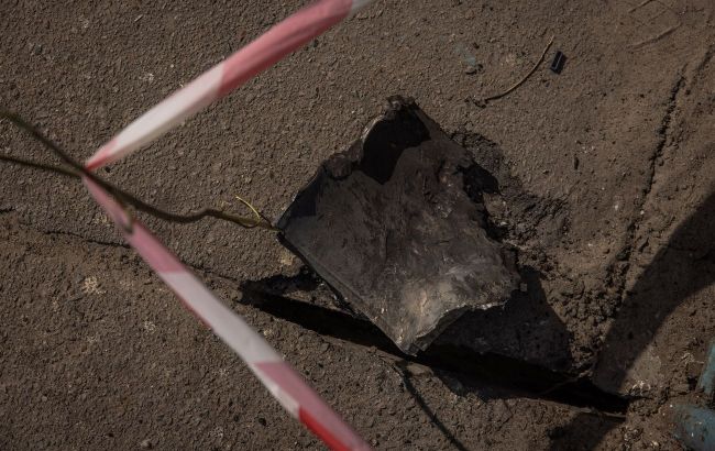 Explosions in Kyiv on August 11: Missile debris falls on children's hospital grounds