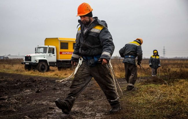 Russian strike knocks out power in Izium, Kharkiv region overnight