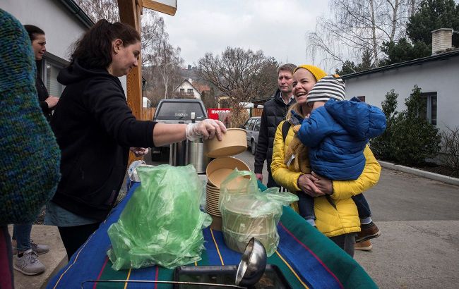 How to renew temporary protection in Czechia after leaving the country: Rules