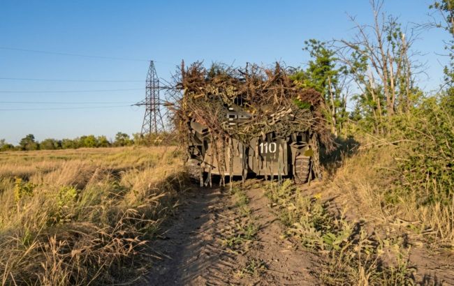 Rare Russian armor destroyed: Ukraine's forces release striking combat footage