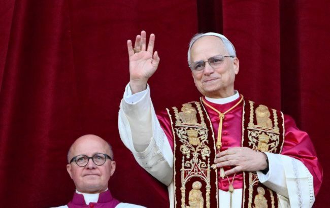 Pope Leo XIV urges Cate Blanchett and Monica Bellucci to support global appeals