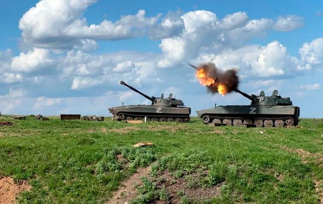 Russians massively shelling Kherson