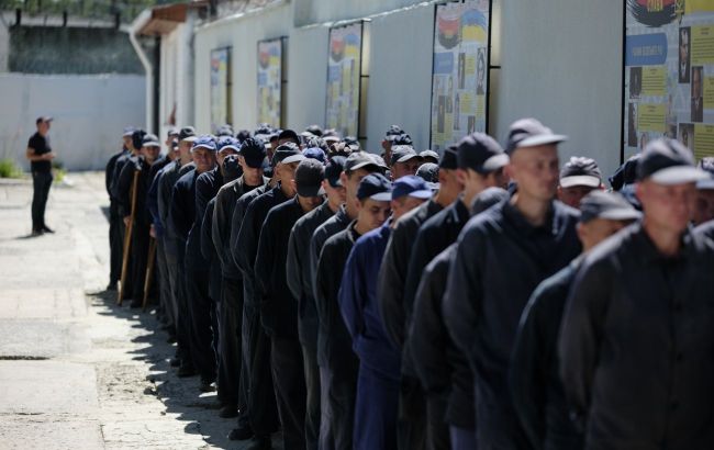 Russian troops increasingly surrender again after POW swaps - Coordination Headquarters