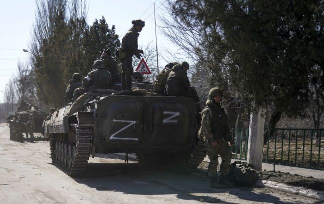 Nothing to fight with? Russian old equipment spotted in Crimea