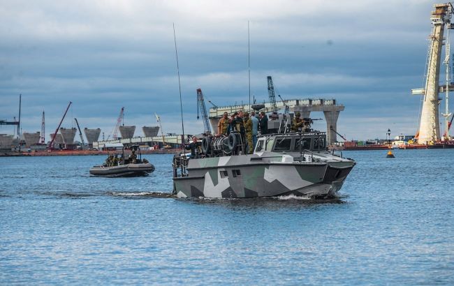 Ukraine strikes Russian BK-16 landing craft in Sevastopol, Crimea