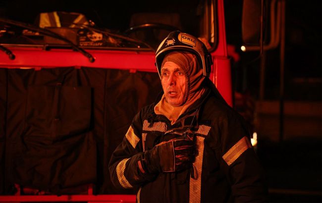 Overnight attack on Kyiv turns deadly as warehouse erupts in flames