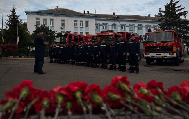 Ukraine's brave rescue workers: 100+ deaths as war with Russia rages on
