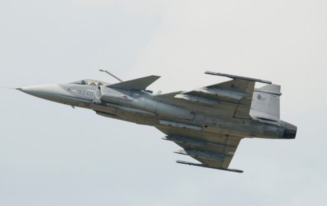 Ukraine set to receive new fighter jets, Zelenskyy reveals