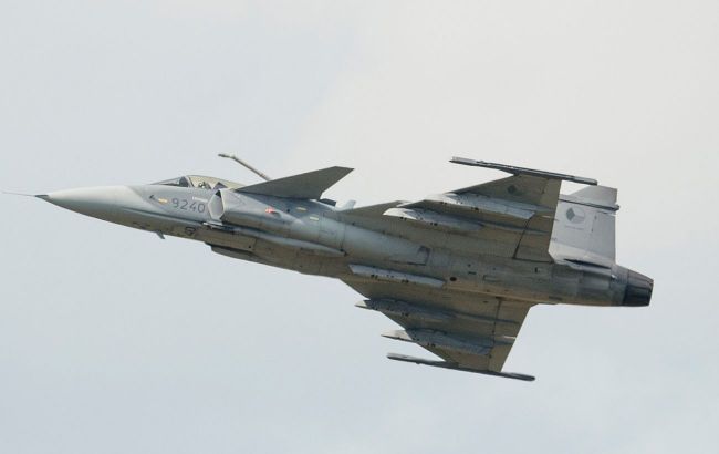 NATO fighters intercepted Russian military aircraft 5 times last week