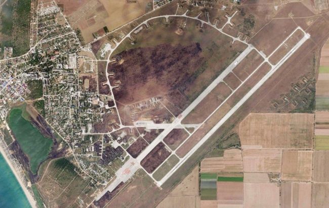 Ukrainian strike on Saky airfield: Satellites capture aftermath