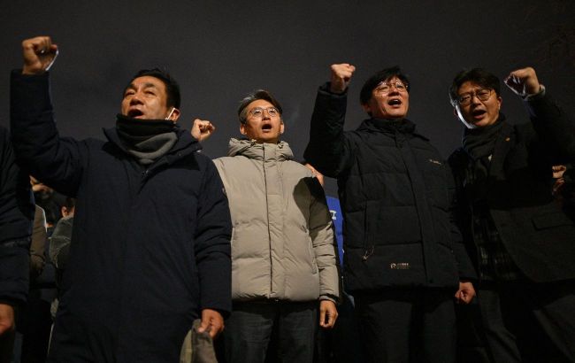 Massive Seoul rally targets South Korean president over North Korea policy
