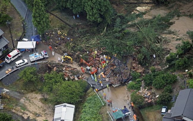 Japan evacuates 800,000 citizens due to approach of Typhoon Shanshan