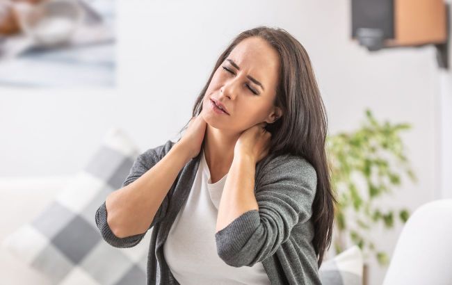 Your neck constantly hurts? 5 exercises to get rid of pain