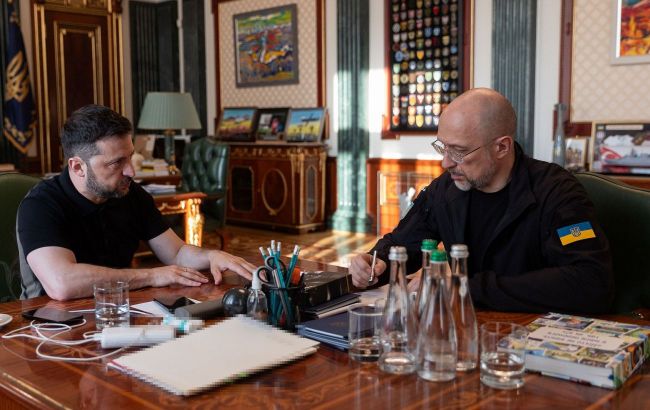 Zelenskyy meets with Defense Minister Shmyhal, sets urgent tasks for armed forces