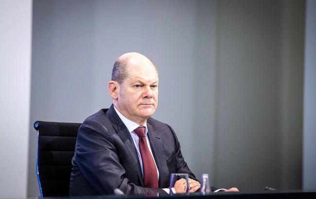 Scholz vows more arms for Ukraine after talks with Tusk and Macron