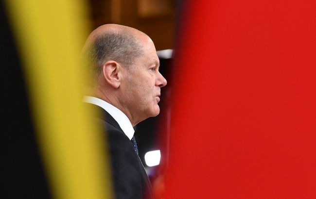 Scholz pledges security assurances to Kyiv but no swift NATO membership