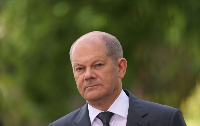 Chancellor of Germany Olaf Scholz sustained an injury while jogging