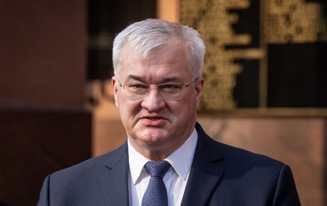 Ukraine's FM mocks Putin over Russians taking Don Cossack's remains to the front