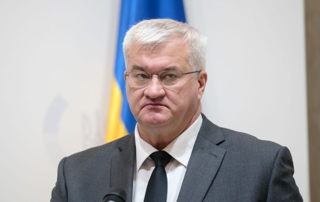 Ukraine says relations with US back on track