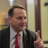 Sikorski hits back at US over proposal to soften stance on Russia