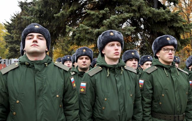 Russian soldiers leak sensitive military data on Telegram, revealing losses