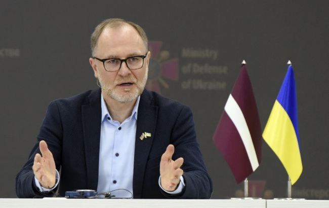 Latvian defense chief exits post after drones enter national airspace
