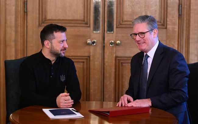 Zelenskyy and Starmer discuss new anti-corruption law - UK offers support