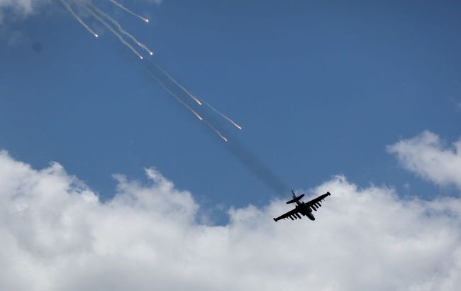 Russian aviation struck its own positions in Avdiivka area