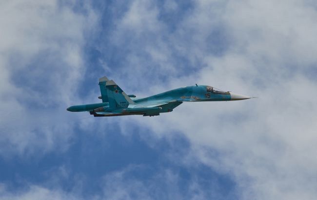 Russia launches guided aerial bomb toward Odesa region for the first time