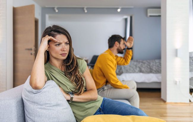8 silent signs your relationship is ending that most people miss