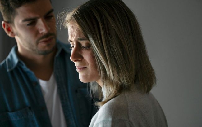 3 red flags in conversation that can expose betrayer in minutes