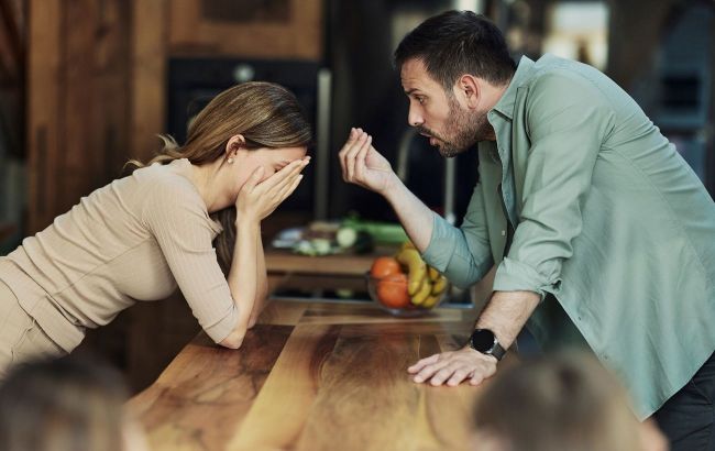 Psychologist explains why you attract abusers and names hidden sign of 'victim'