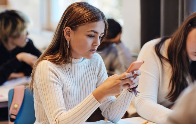 Australia forces Meta to block more than half a million accounts: Who got hit