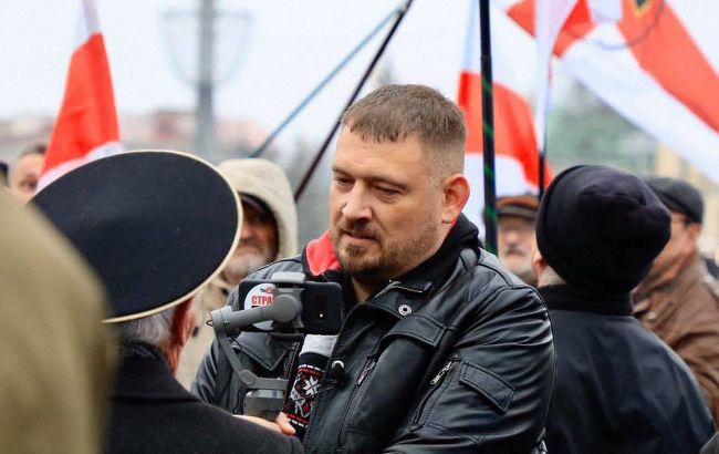 Belarusian oppositioner Syarhey Tsikhanouski freed from jail alongside other political prisoners