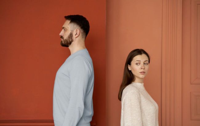 7 phrases that put toxic people in their place without raising your voice