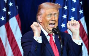 Trump secretly moved out of T&uuml;rkiye in catering truck amid Iran threat