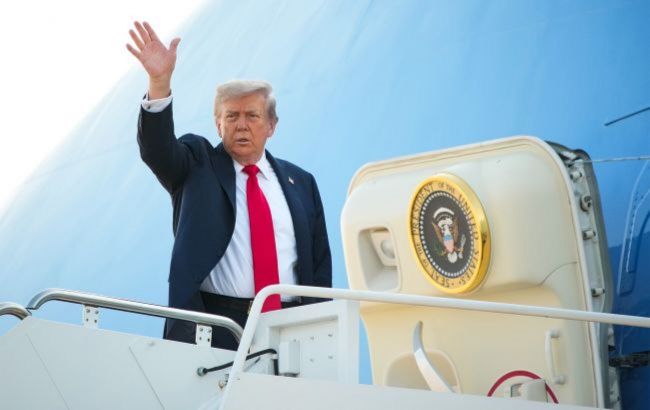 Drone spotted close to Trump's presidential plane &mdash; media