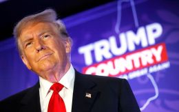 Trump says US is closer to one side in Russia-Ukraine talks