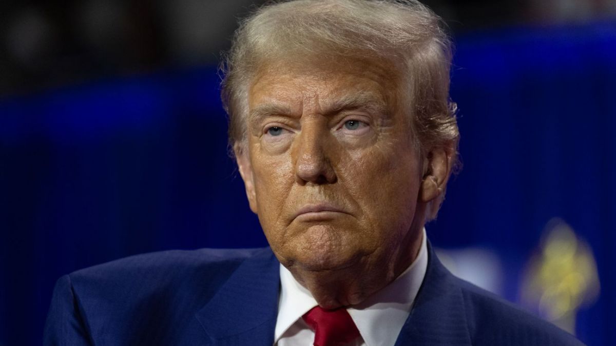 Trump prepares to seize power even if he loses election