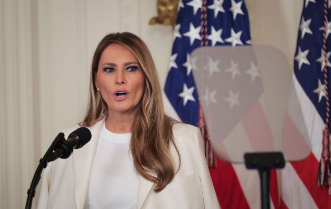 Melania Trump says Newsmax journalists will cover humanitarian mission in Ukraine's Oleshky