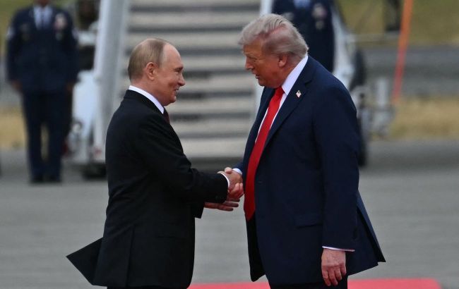 Trump's soft spot for Putin? What's behind America's sanctions delay