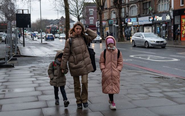 EU trend shift: Countries cut benefits for Ukrainian refugees as support policies tighten